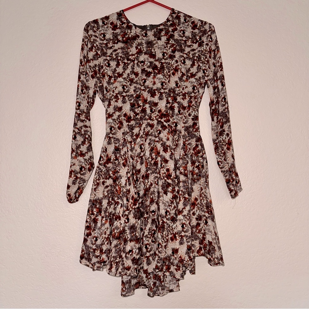 H&M Long Sleeve Rounded Hem Skater Dress Size 2 (32)